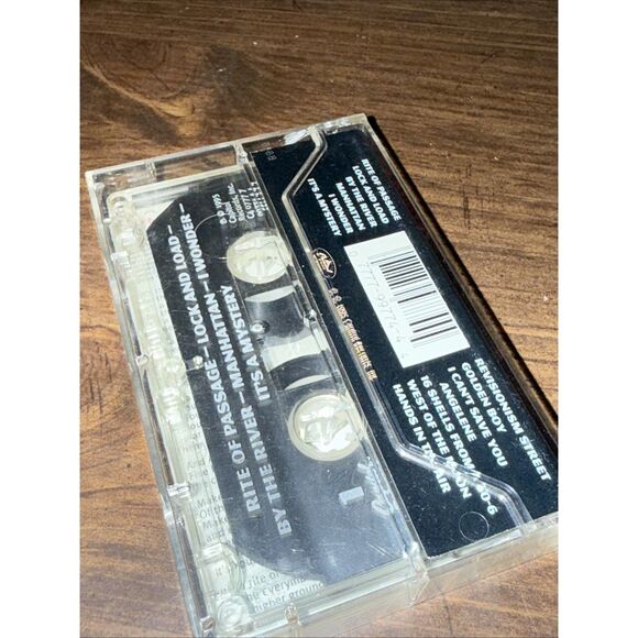 It's a Mystery by Bob Seger/Bob Seger & the Silver Bullet Band (Cassette,... - Picture 2 of 3